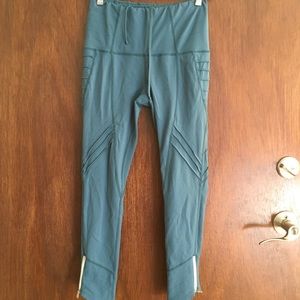 Oiselle Aero tights with ankle zipper